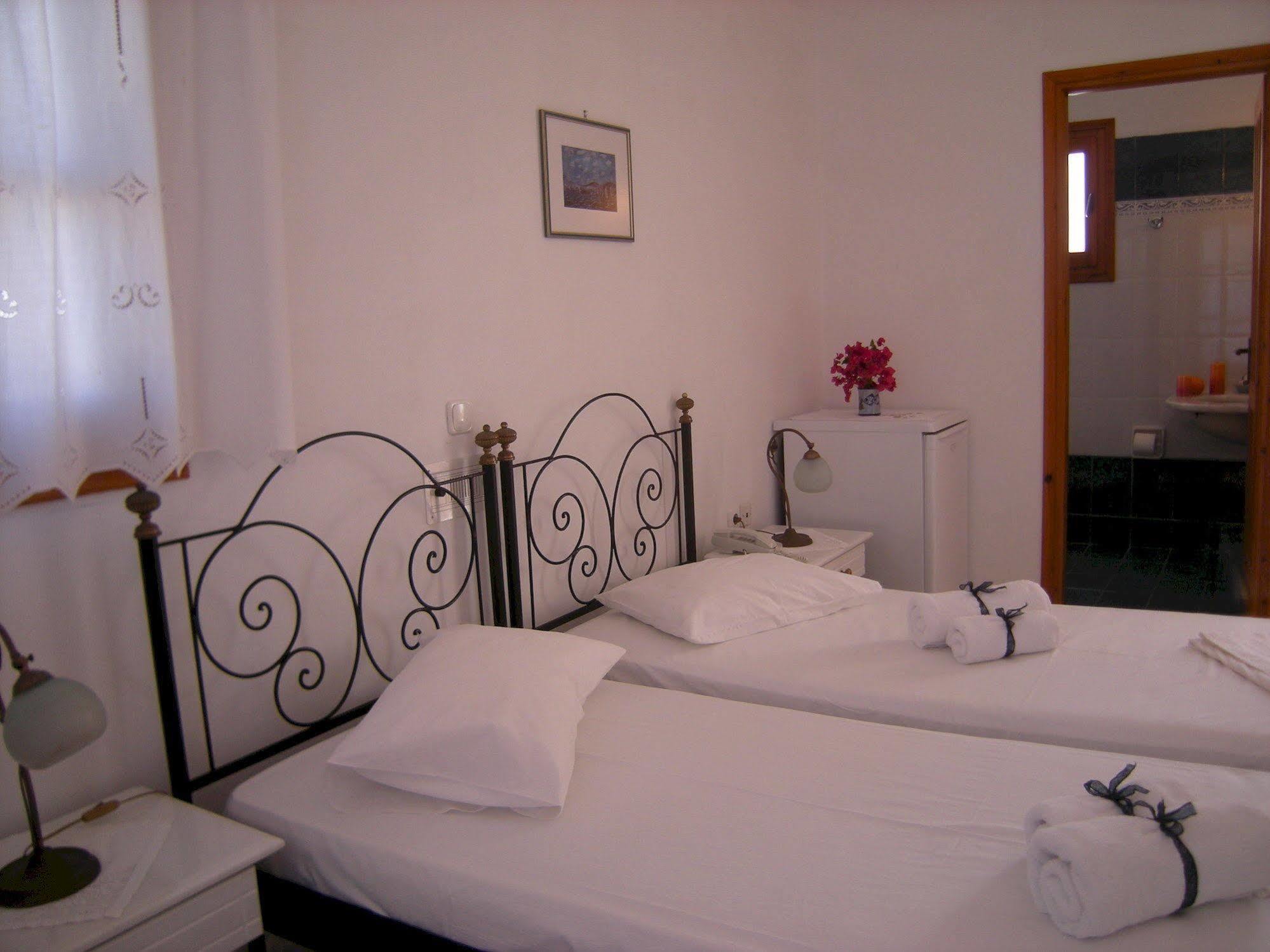 Roussos Beach Hotel Науса Номер фото